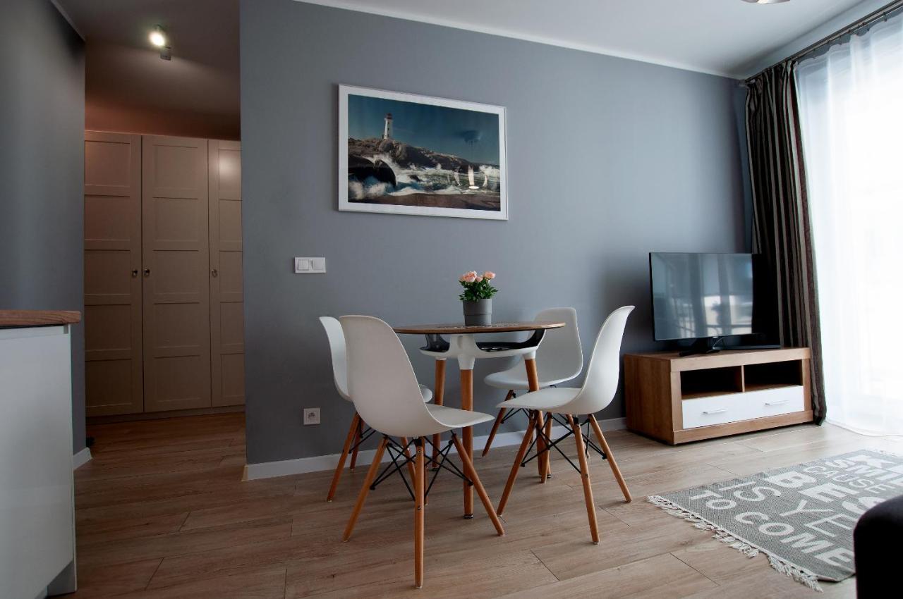 Apartament Ikar - 2 Pokojowy Przy Morzu Z Balkonem Pobierowo Eksteriør billede