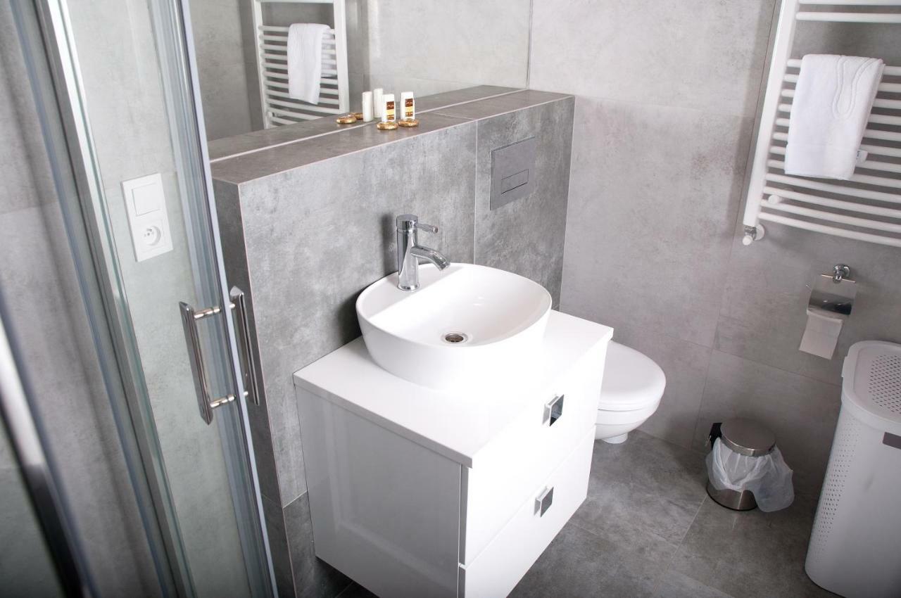 Apartament Ikar - 2 Pokojowy Przy Morzu Z Balkonem Pobierowo Eksteriør billede